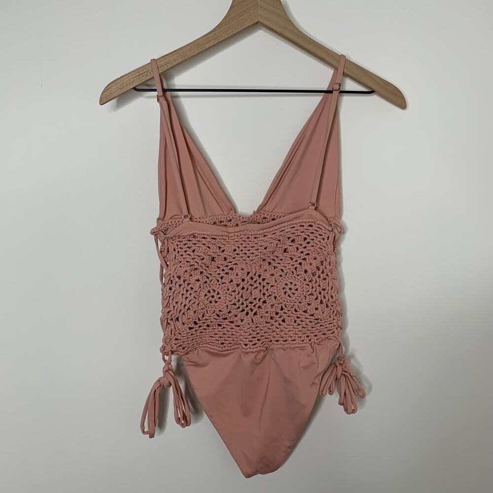 Frankie's Bikinis Lilah Crocheted One-Piece Swimsuit Pink Womens Medium - Picture 3 of 13